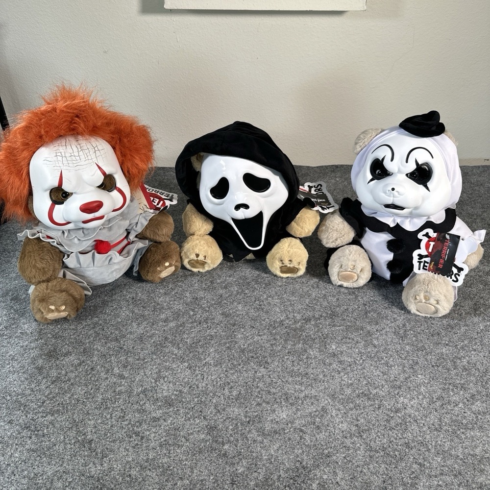 FULL SET: Spirit Halloween TEDDY TERRORS Plush Slasher Bears PENNYWISE Terrifier